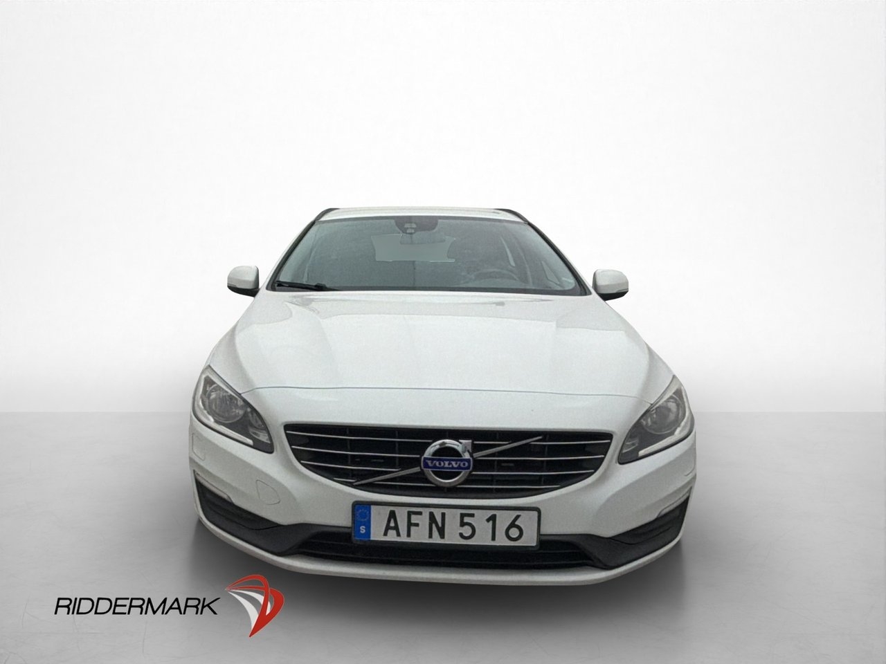 Volvo V60 2014, kuva 2/10