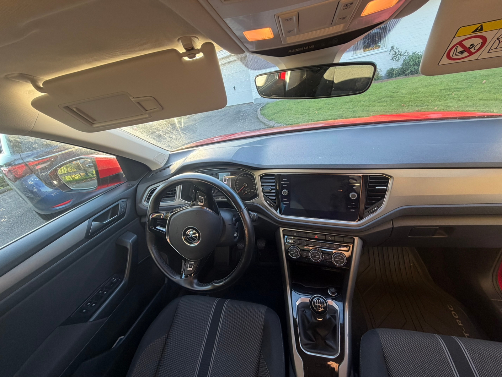 Volkswagen T-Roc 1.0 TSI OPF Manuell 2021, bild 4/10