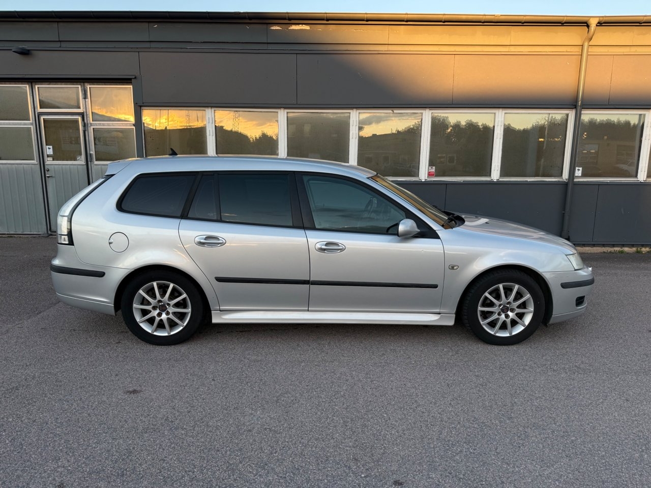 Saab 9-3 SportCombi 1.8t Linear 2007, bild 7/10