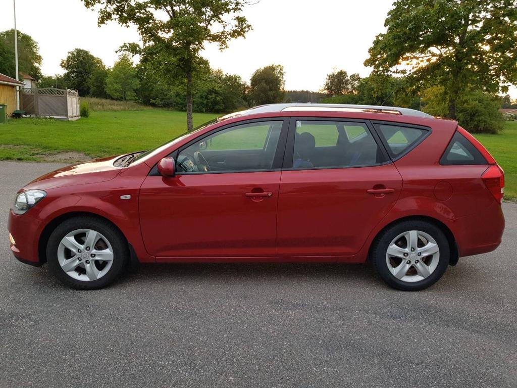 Kia Ceed _sw 1.6 CRDi Automatisk 2010, bild 3/6