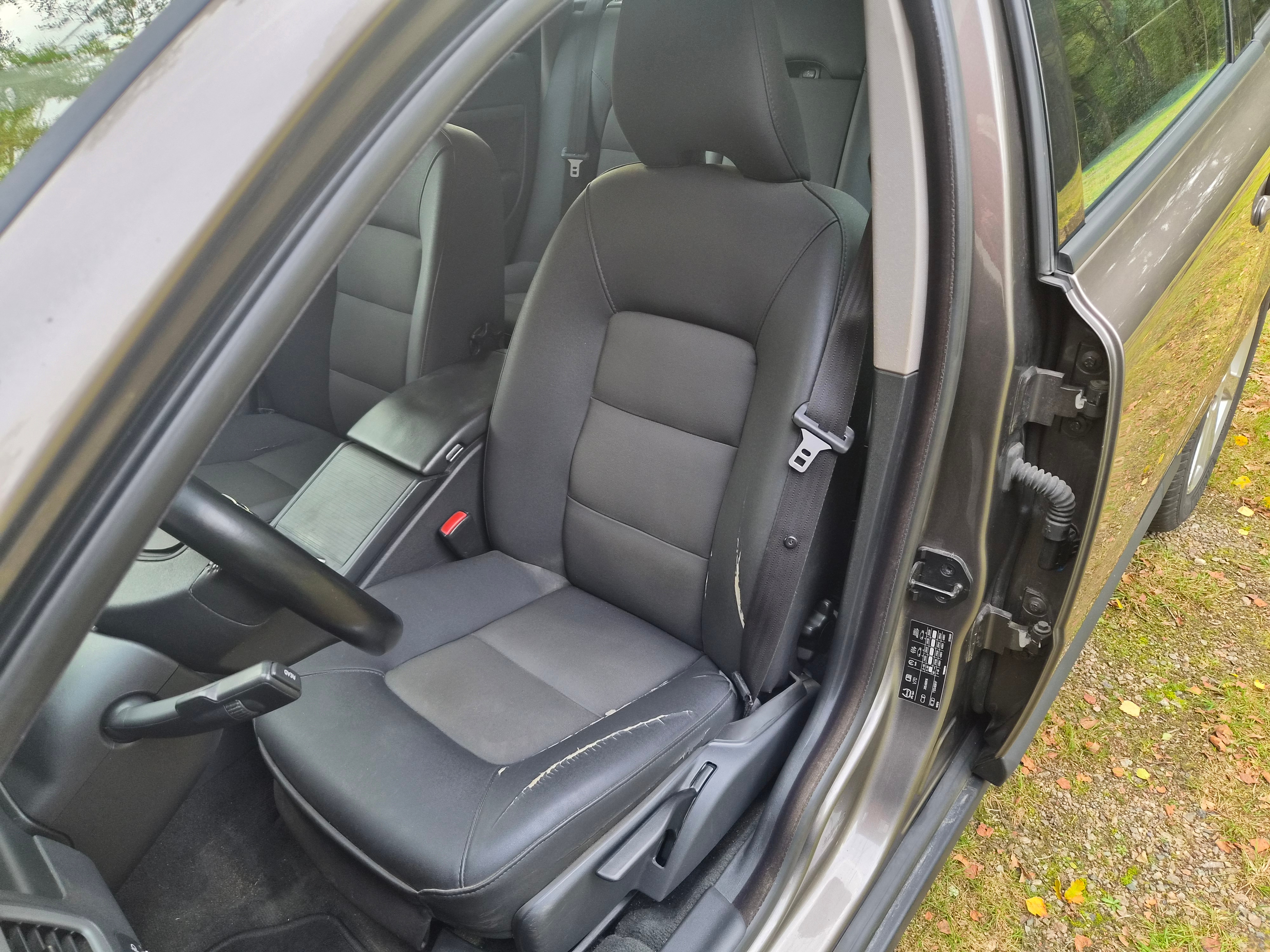 Volvo V70 1.6 D DRIVe Manuell 2010, bild 6/7