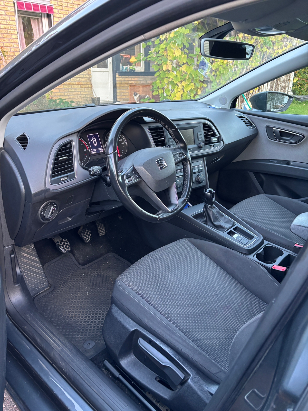 Seat Leon ST 1.2 TSI Manuell 2018, photo 6/6
