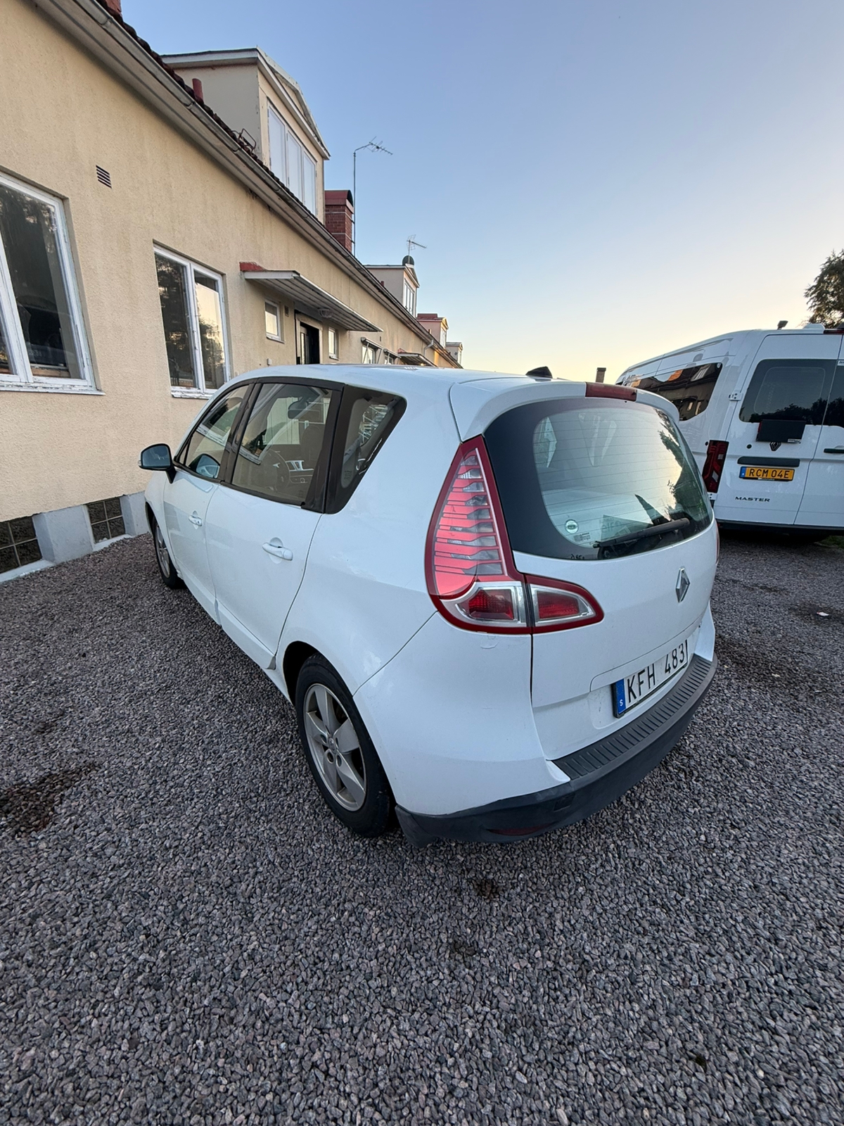Renault Scenic III 1.9 dCi Manuell 2010, bild 6/10