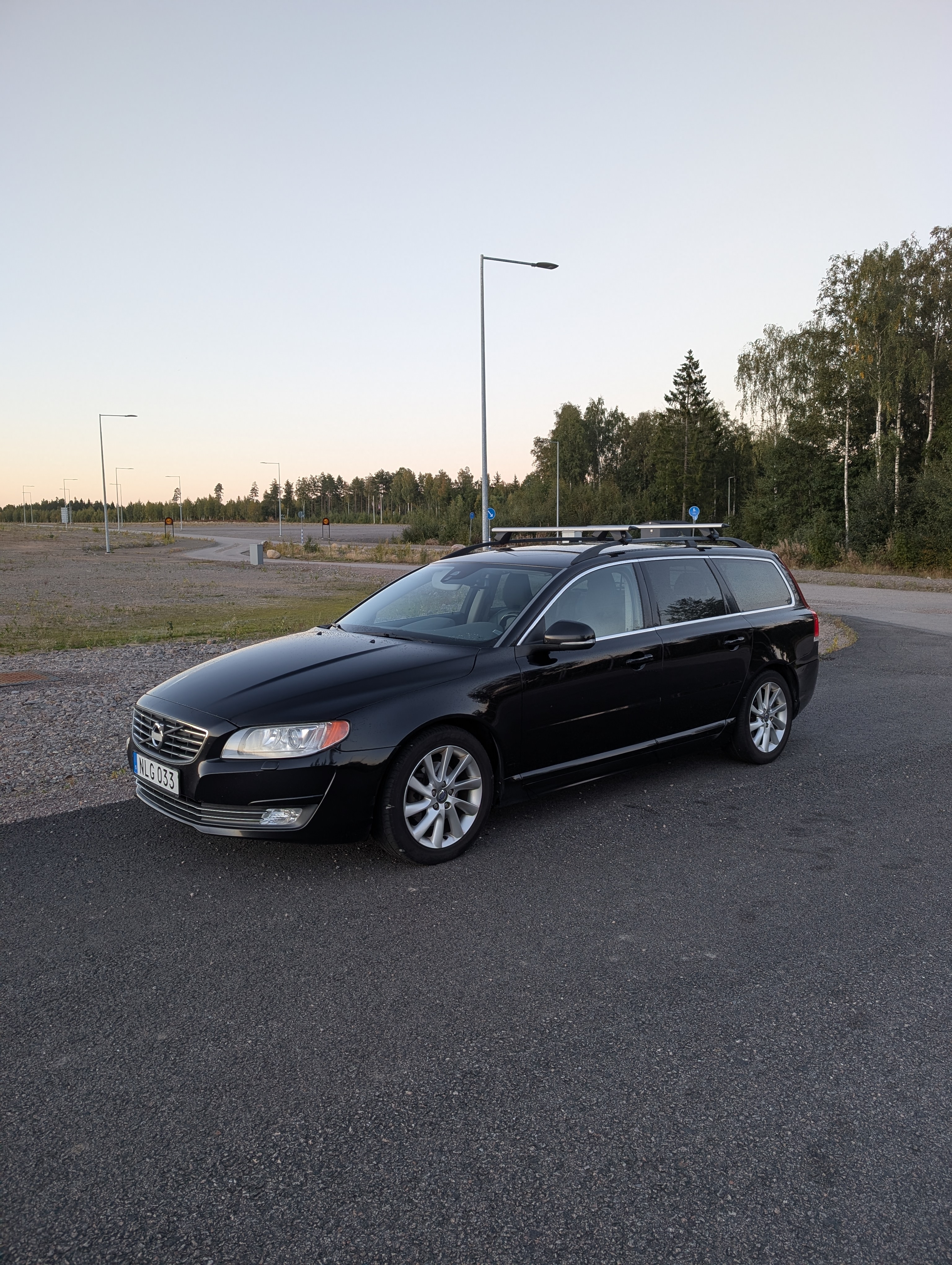 Volvo V70 D2 Manuell Momentum 2014, bild 2/5