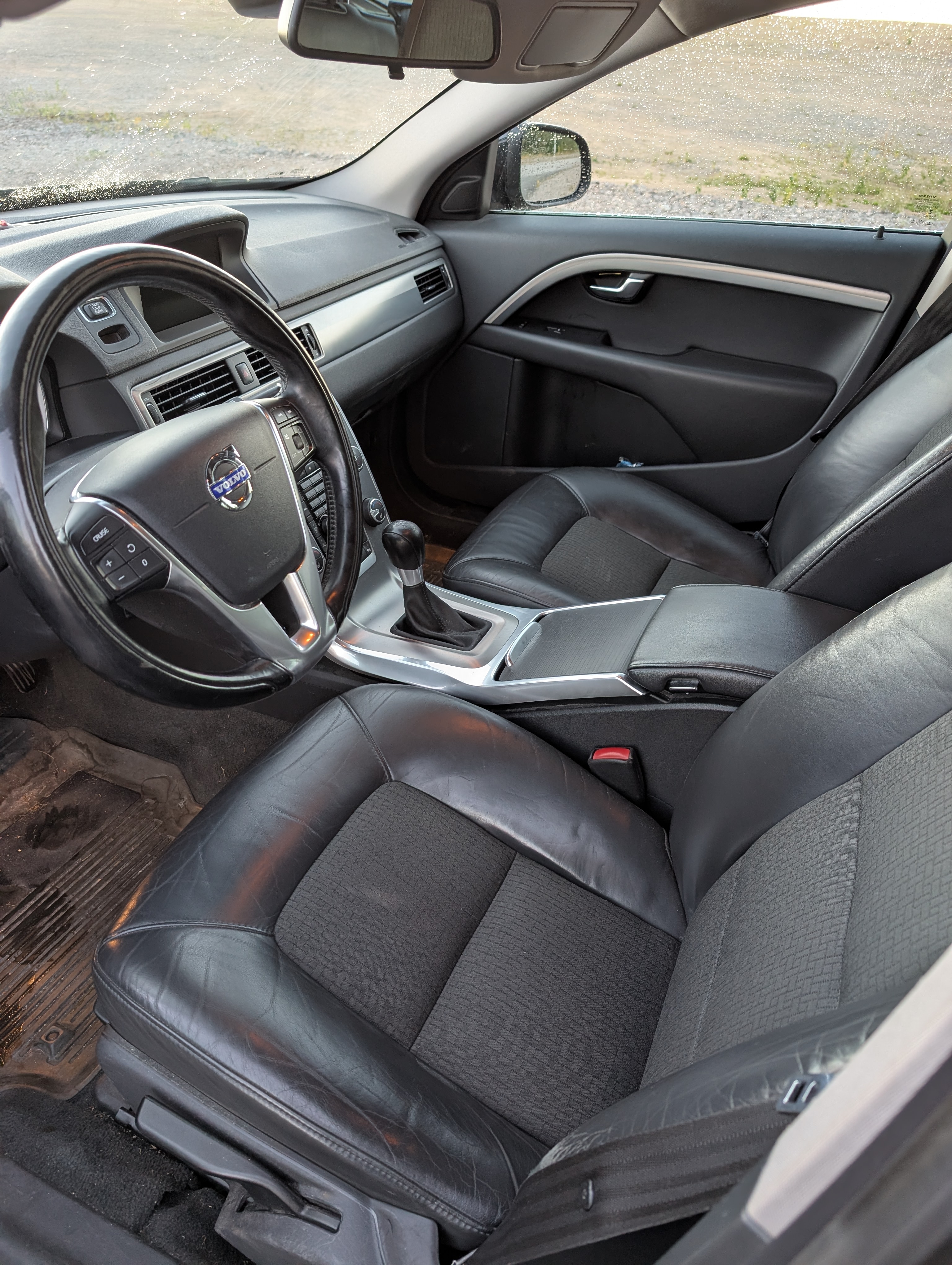 Volvo V70 D2 Manuell Momentum 2014, bild 5/5