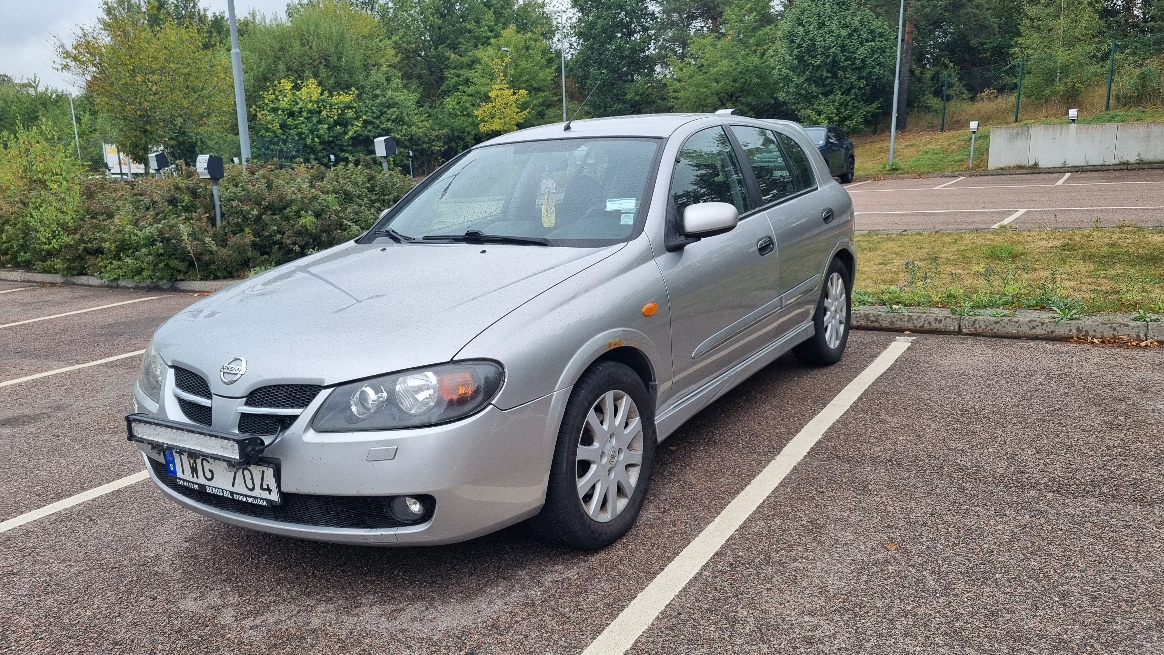 Nissan Almera