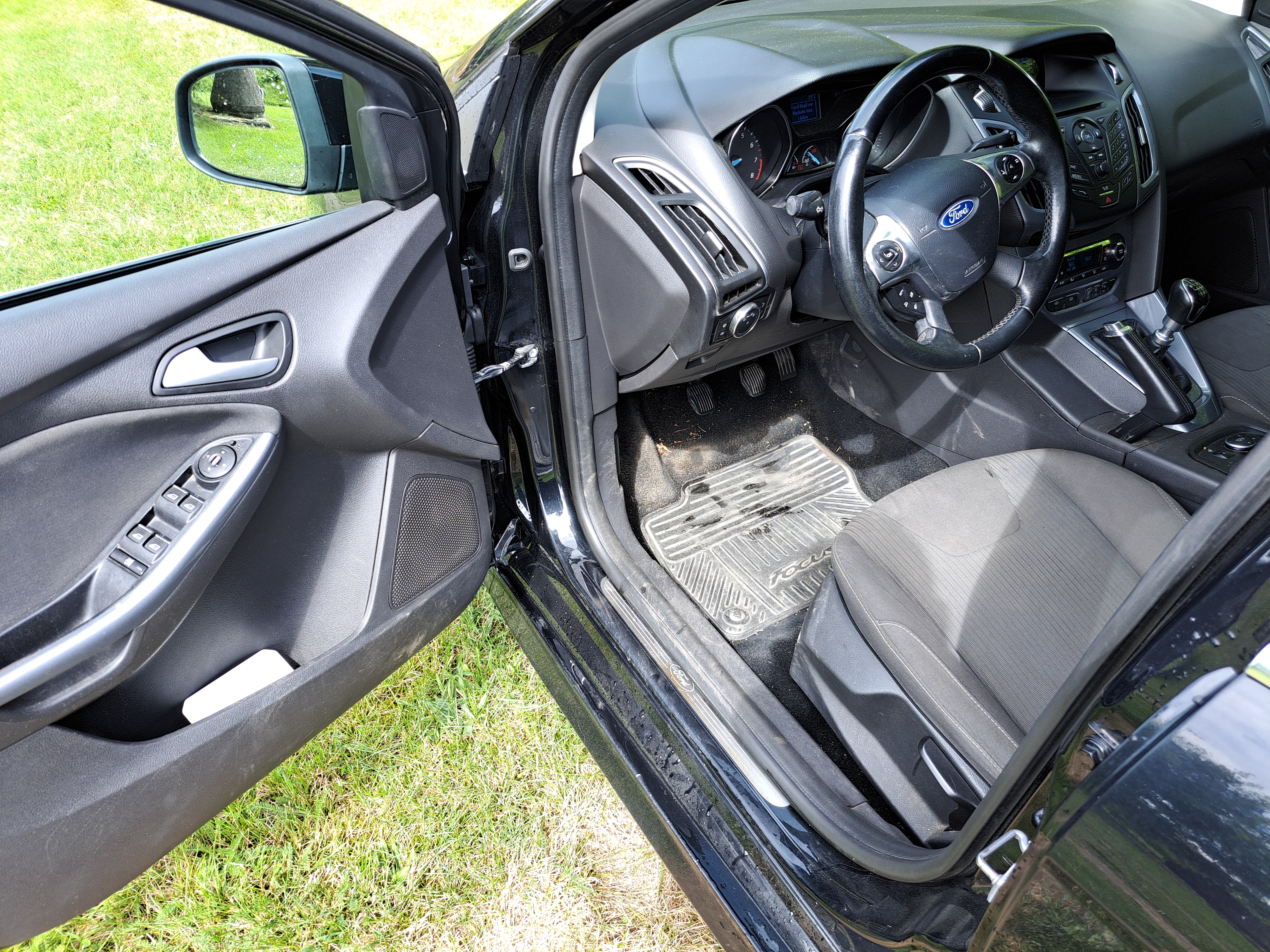 Ford Focus Kombi 1.0 EcoBoost Manuell 2013, bild 4/4
