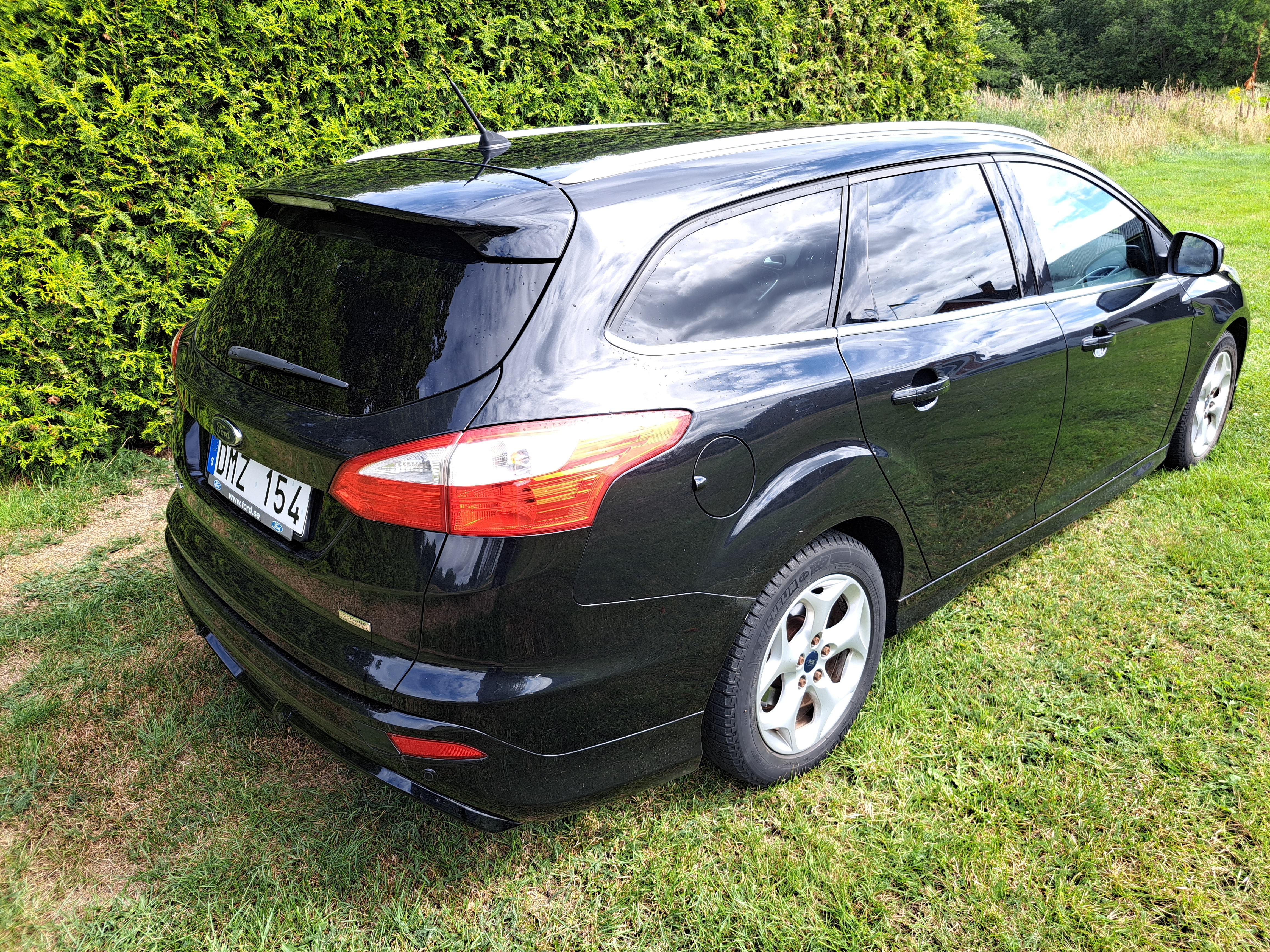 Ford Focus Kombi 1.0 EcoBoost Manuell 2013, bild 3/4