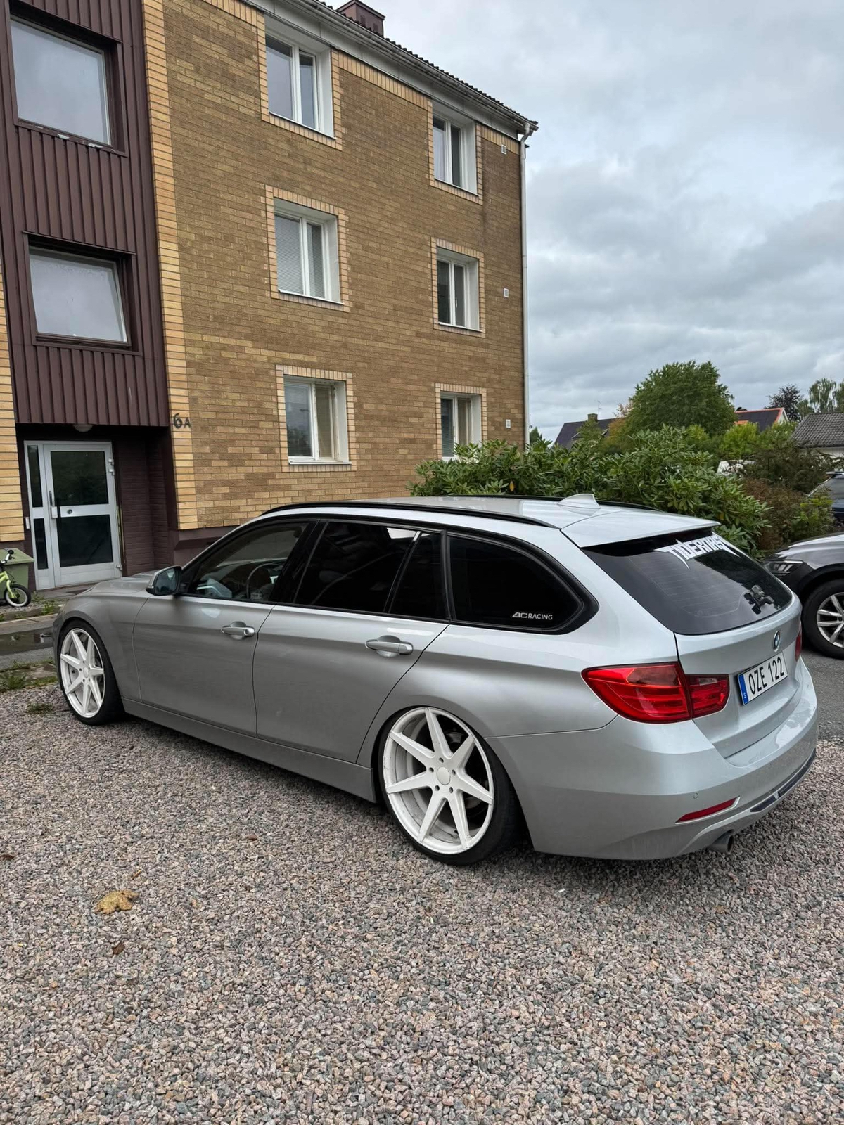 BMW 320 d xDrive Touring Steptronic 2014, bild 4/7