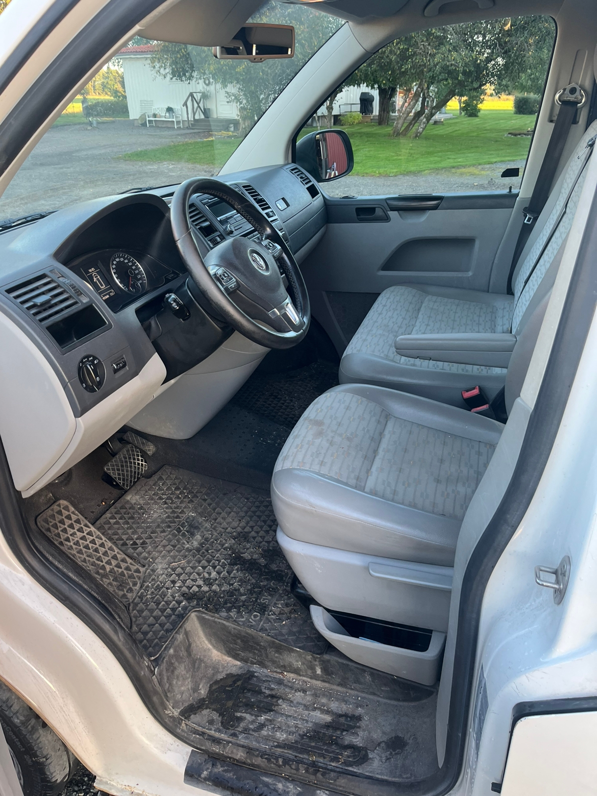 Volkswagen Transporter 2013, bild 4/5