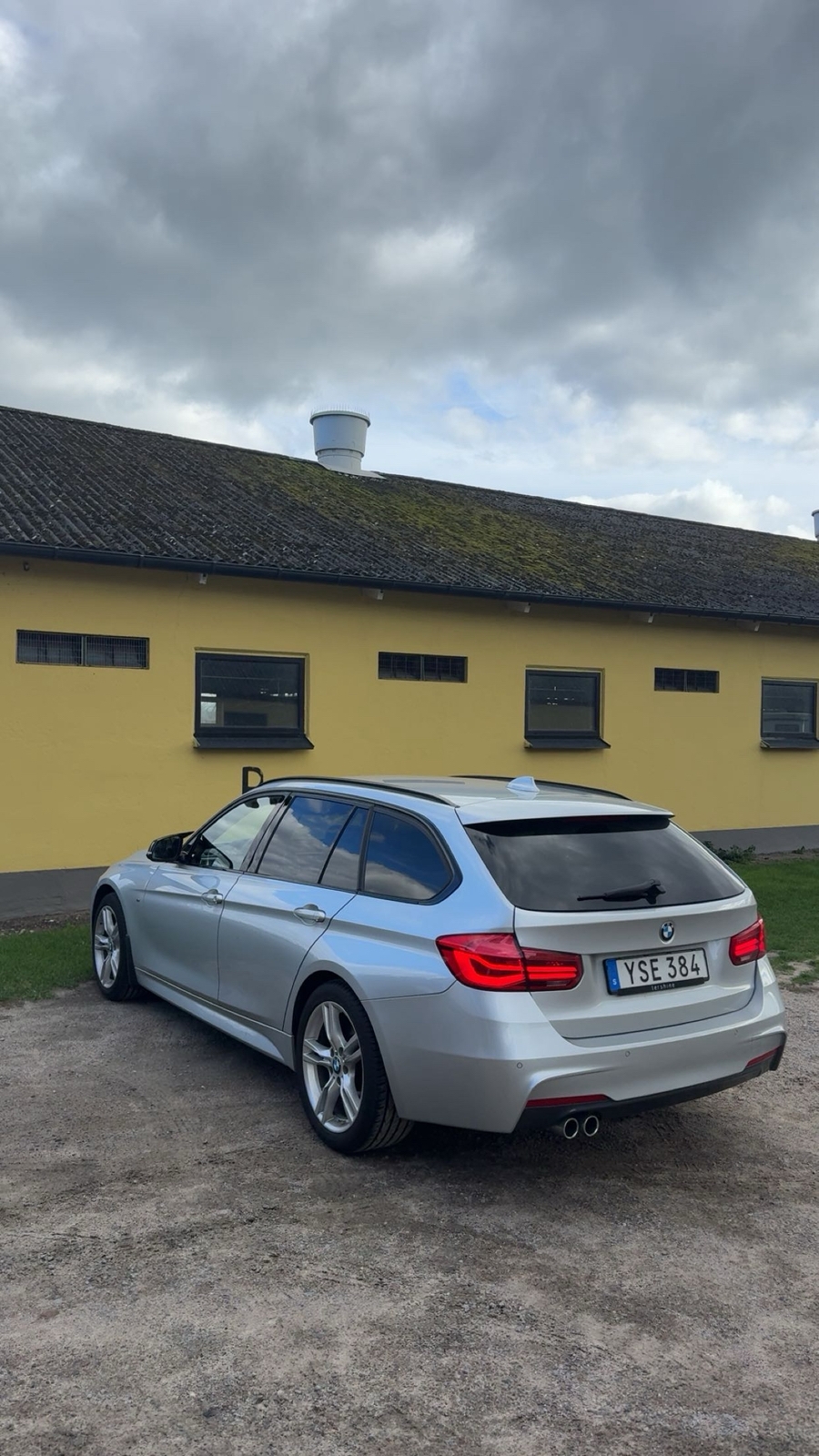 BMW 320