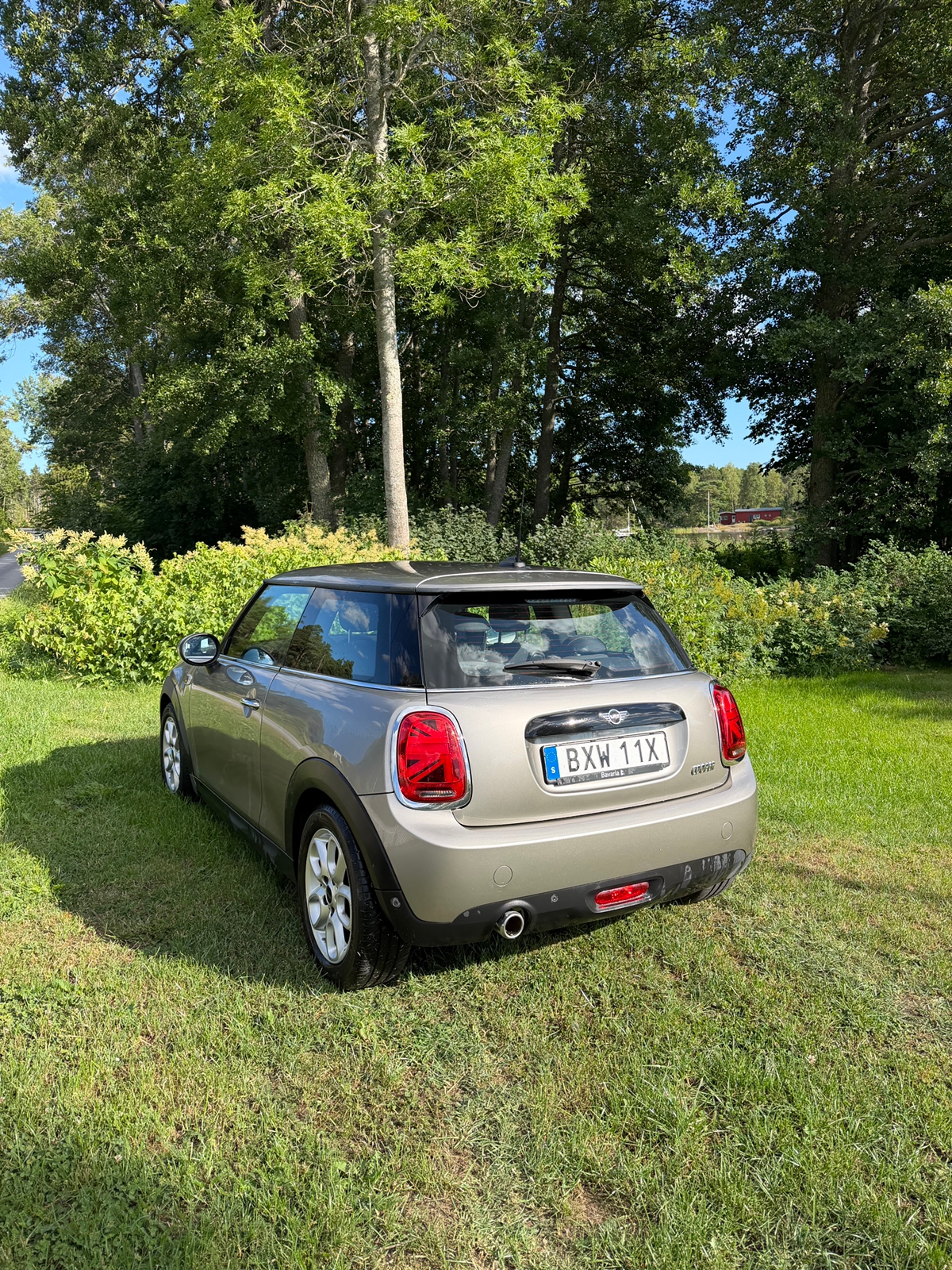 MINI Cooper 3-dörrars DCT 2019, bild 2/5