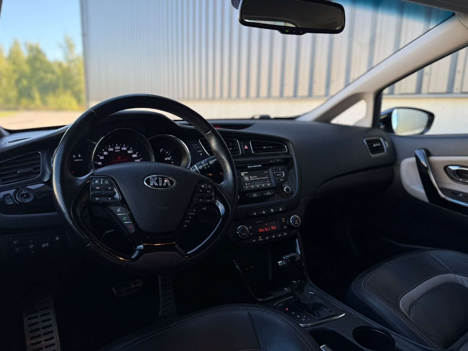 Kia Ceed 1.6 CRDi Automatisk 2014, bild 4/5