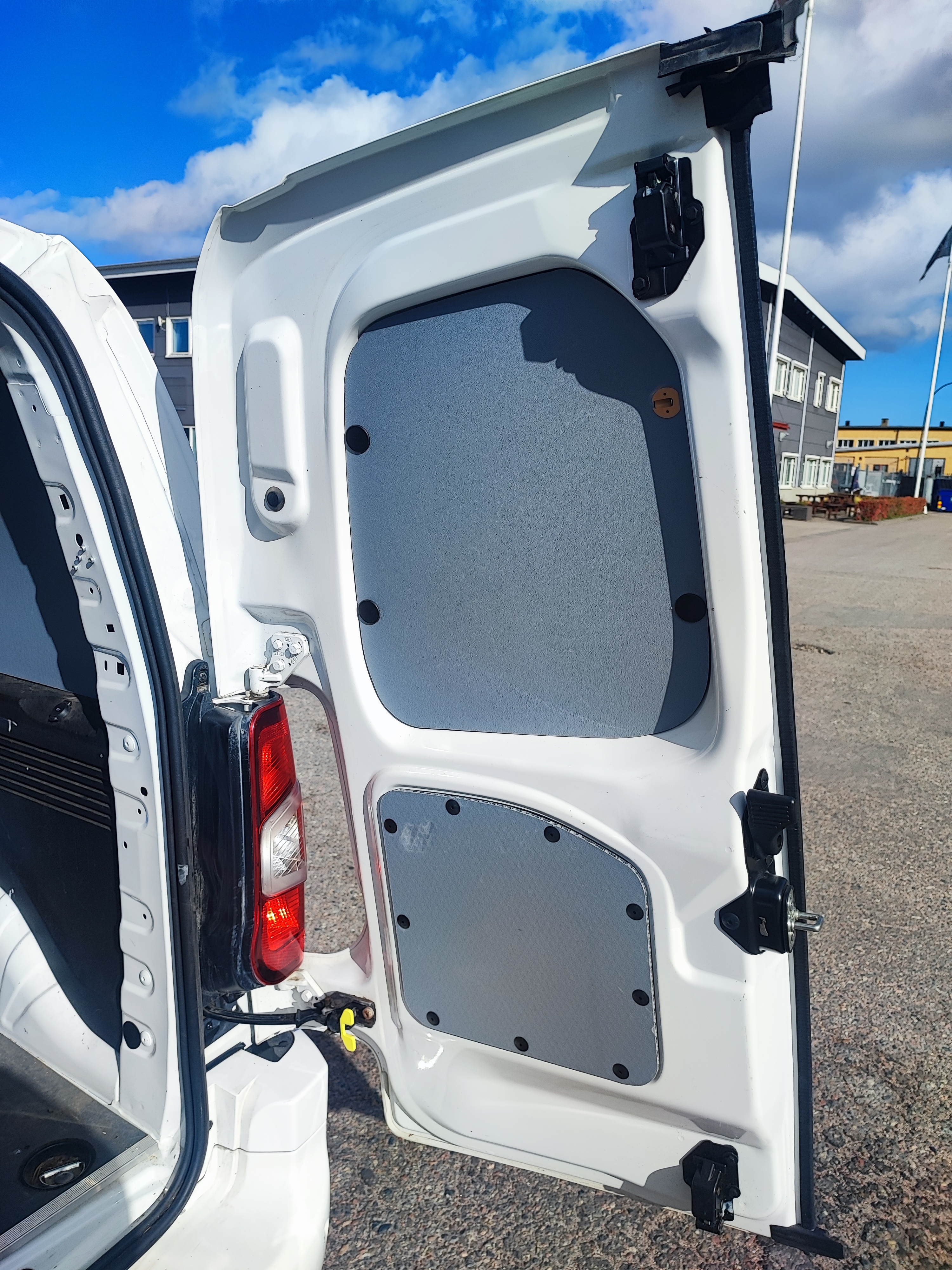 Toyota Proace City 2021, bild 7/10