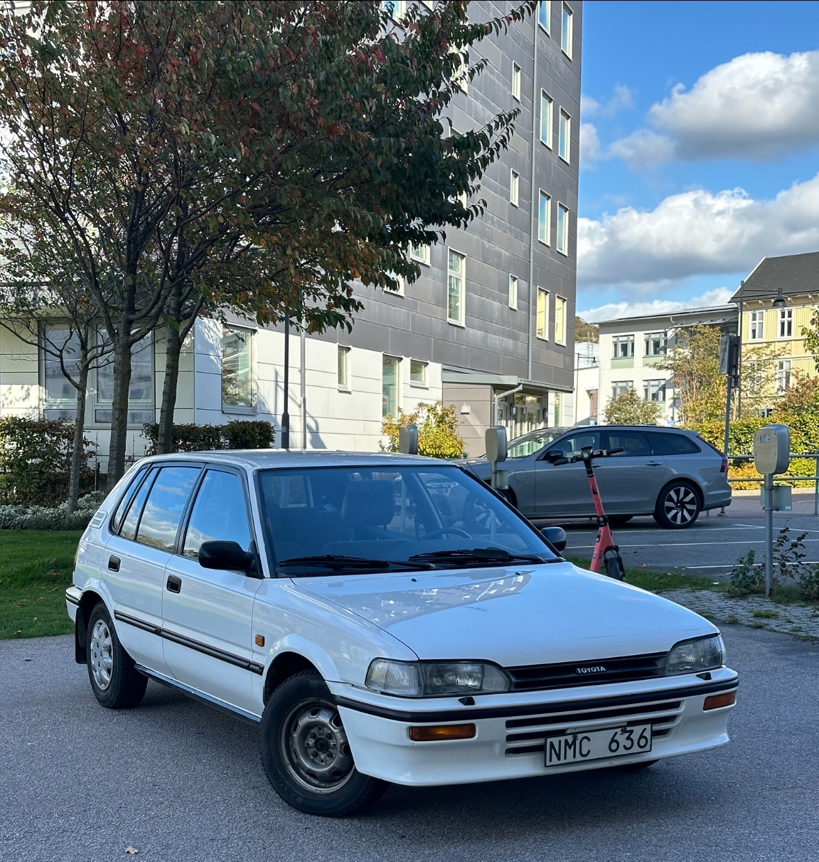 Toyota Corolla 1.6 DOHC 90hk 1988, bild 2/10