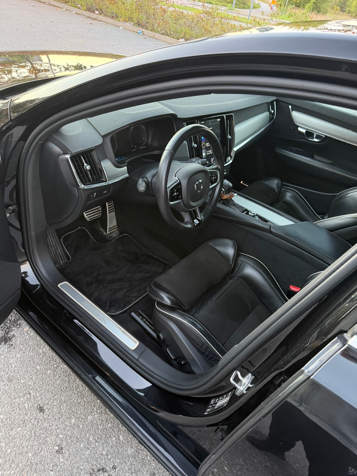 Volvo S90 D4 AWD Geartronic 2018, bild 4/7