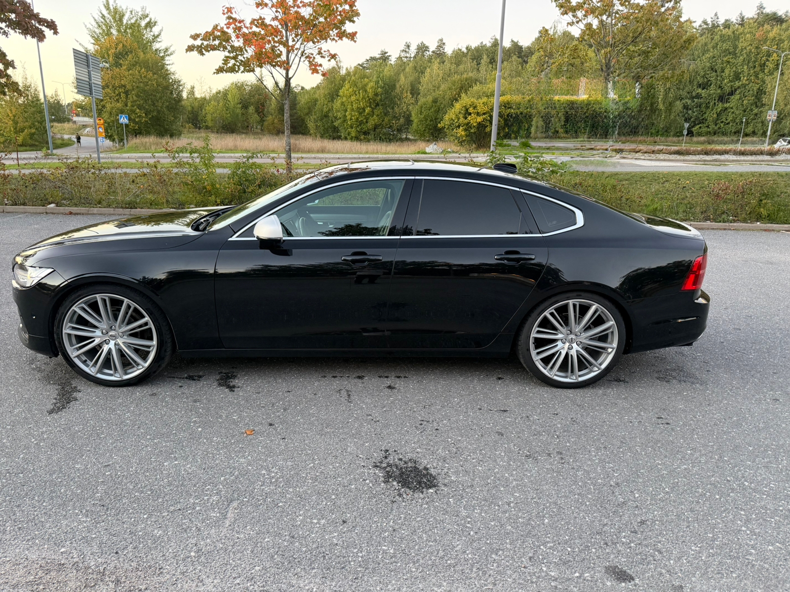 Volvo S90 D4 AWD Geartronic 2018, bild 3/7