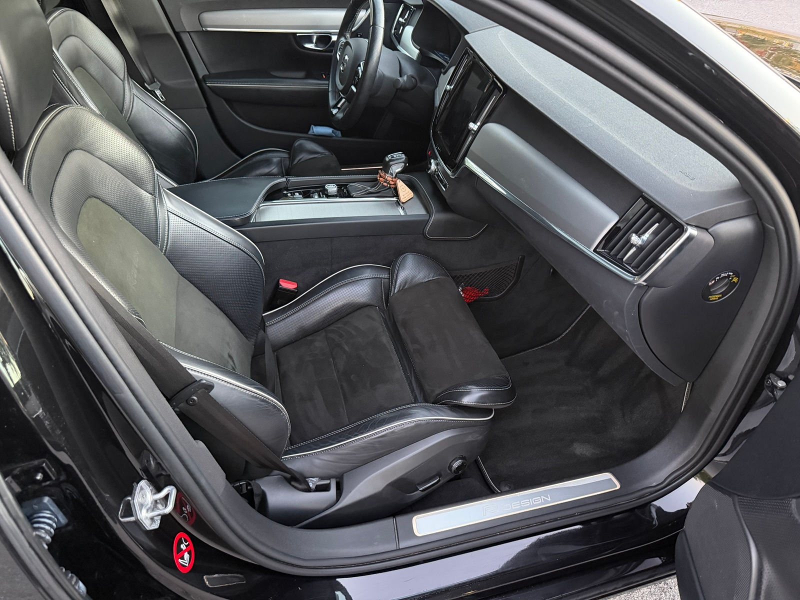 Volvo S90 D4 AWD Geartronic 2018, bild 5/7