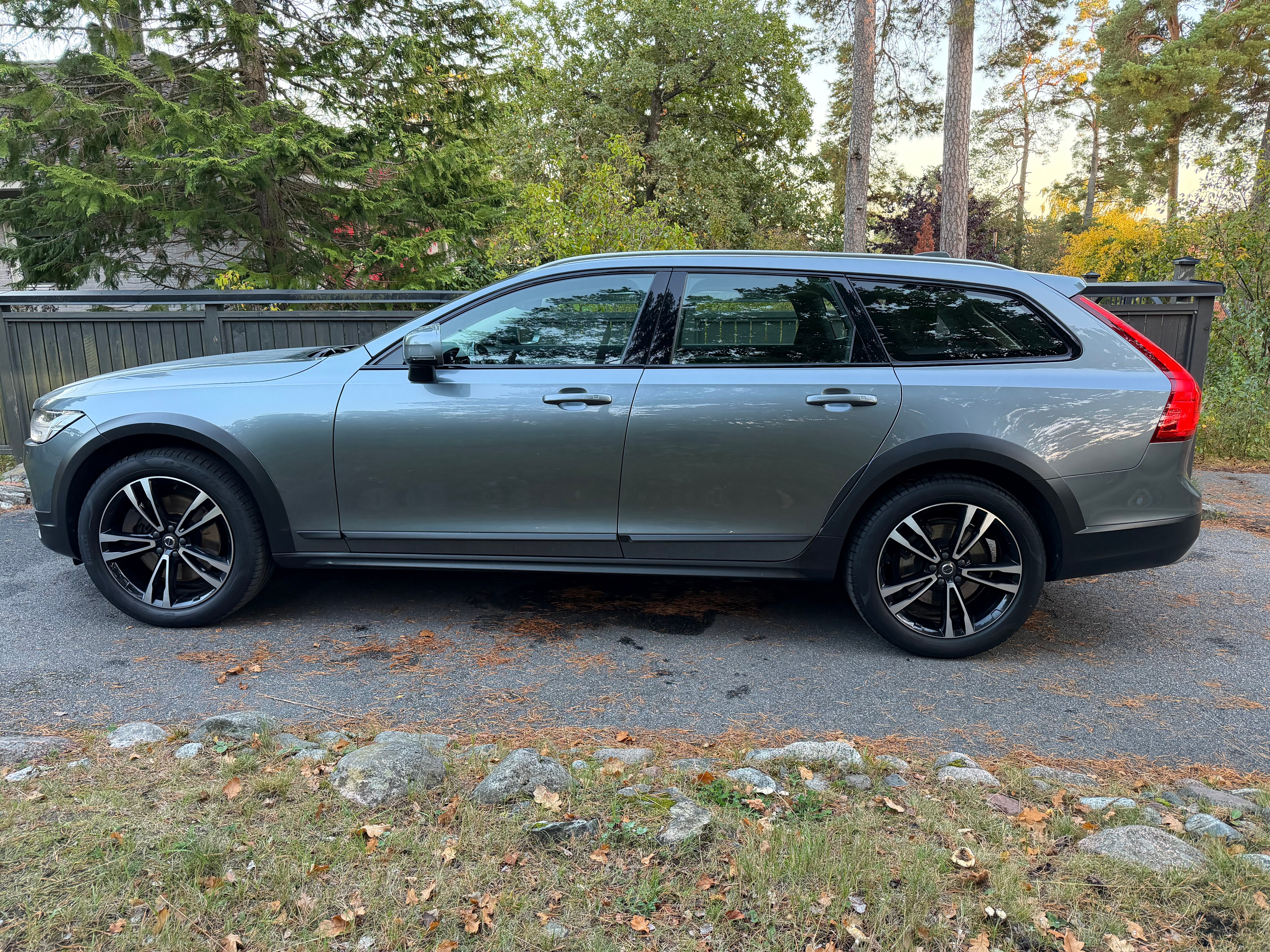 Volvo V90 Cross Country