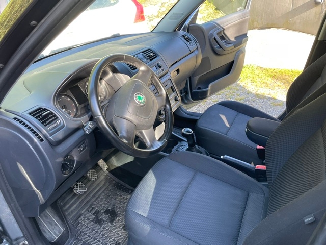 Skoda Fabia Kombi 1.2 TSI Manuell 2013, bild 3/7