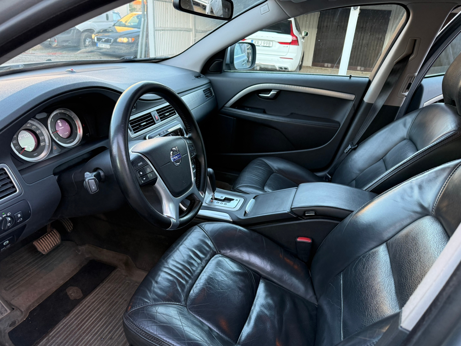 Volvo XC70 D3 AWD Geartronic 2011, bild 8/8