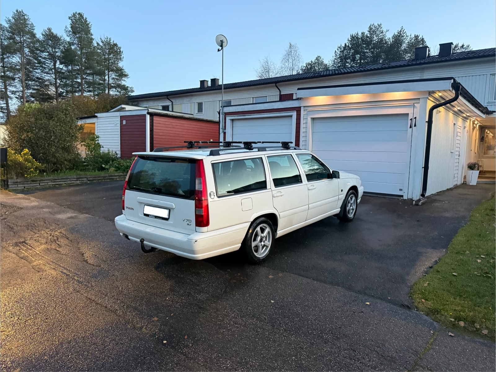 Volvo V70 2.4 Manuell 2000, bild 4/7