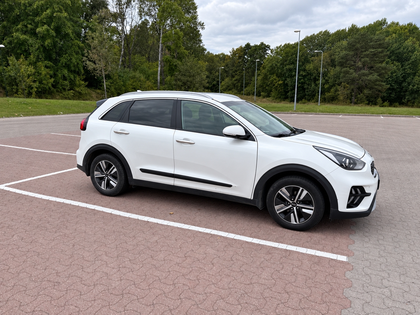 Kia Niro Hybrid DCT 2020, kuva 2/7