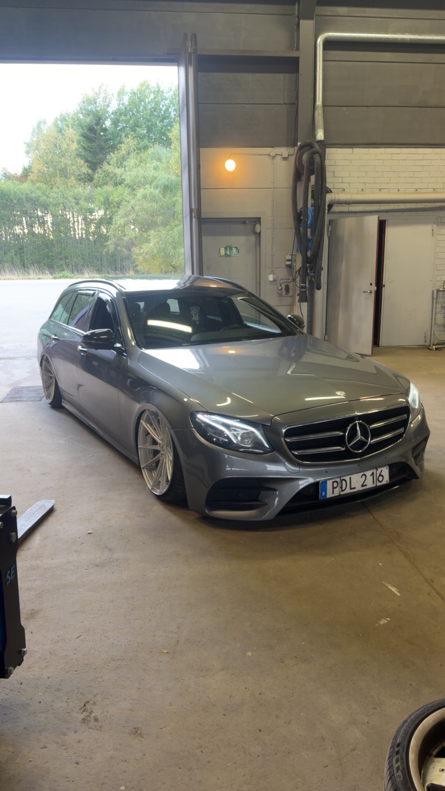 Mercedes-Benz E 220 T d 9G-Tronic 2017, bild 6/6