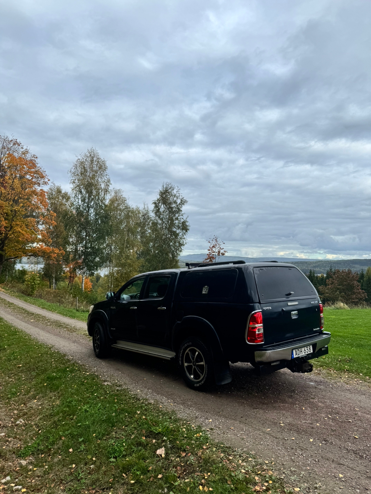 Toyota HiLux 2015, bild 3/6