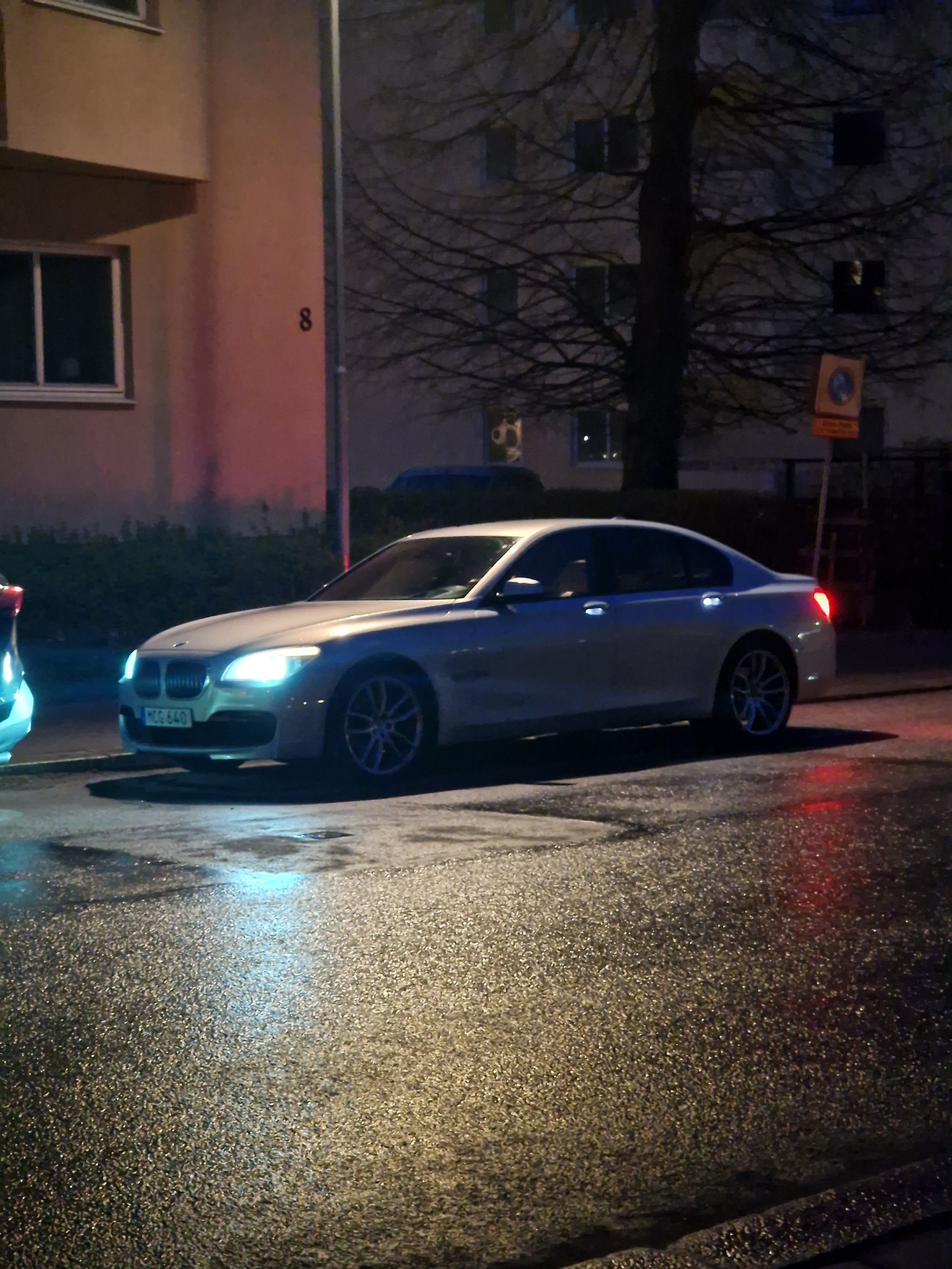BMW 740 d xDrive Steptronic 2012, kuva 3/4