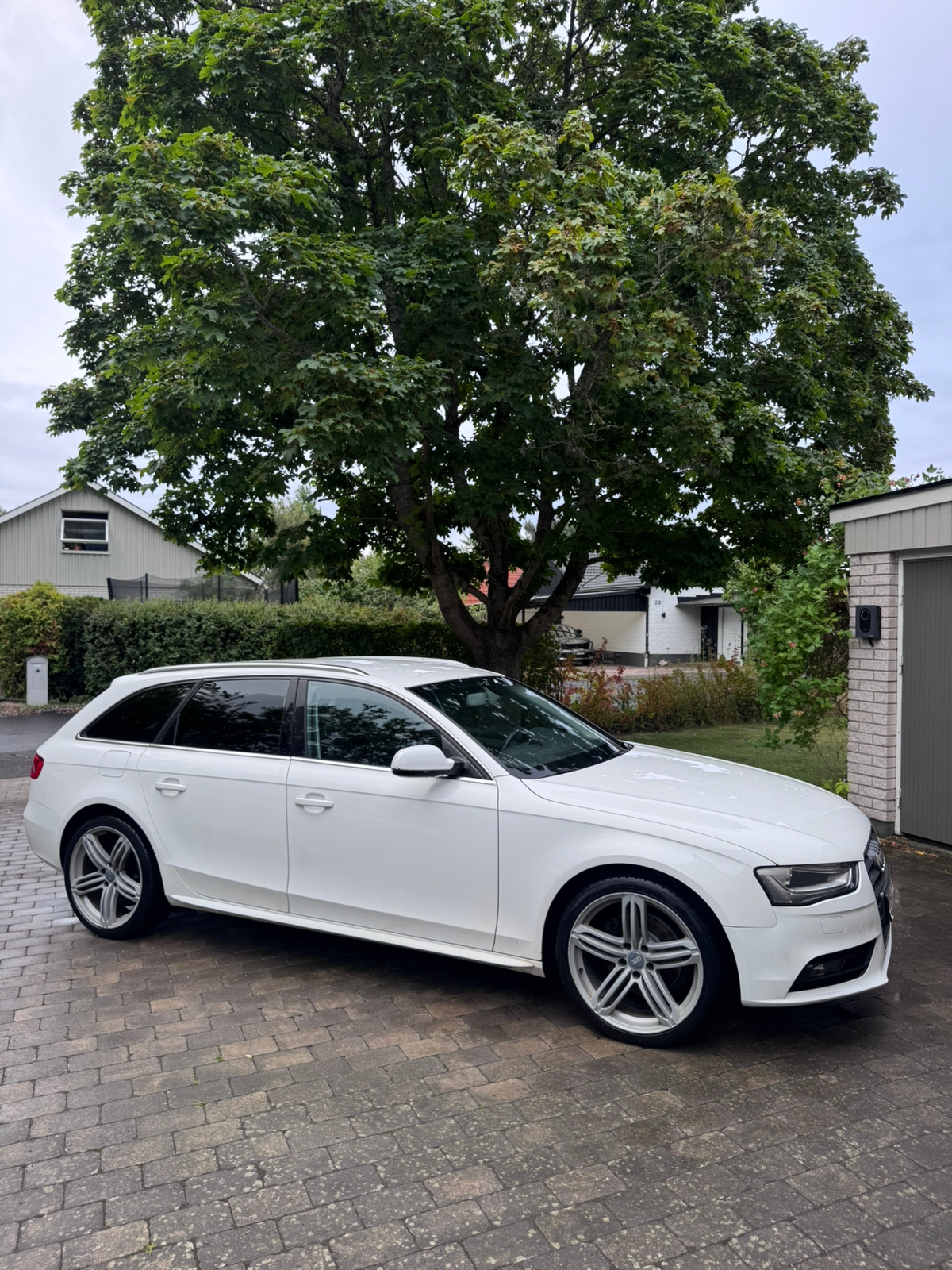 Audi A4 Avant 2.0 TDI DPF Manuell 2014, photo 6/7