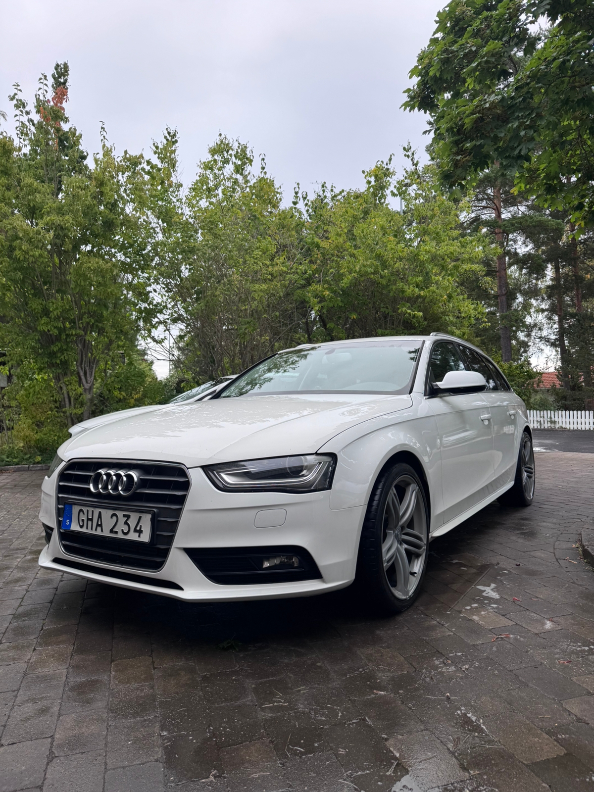 Audi A4 Avant 2.0 TDI DPF Manuell 2014, photo 2/7