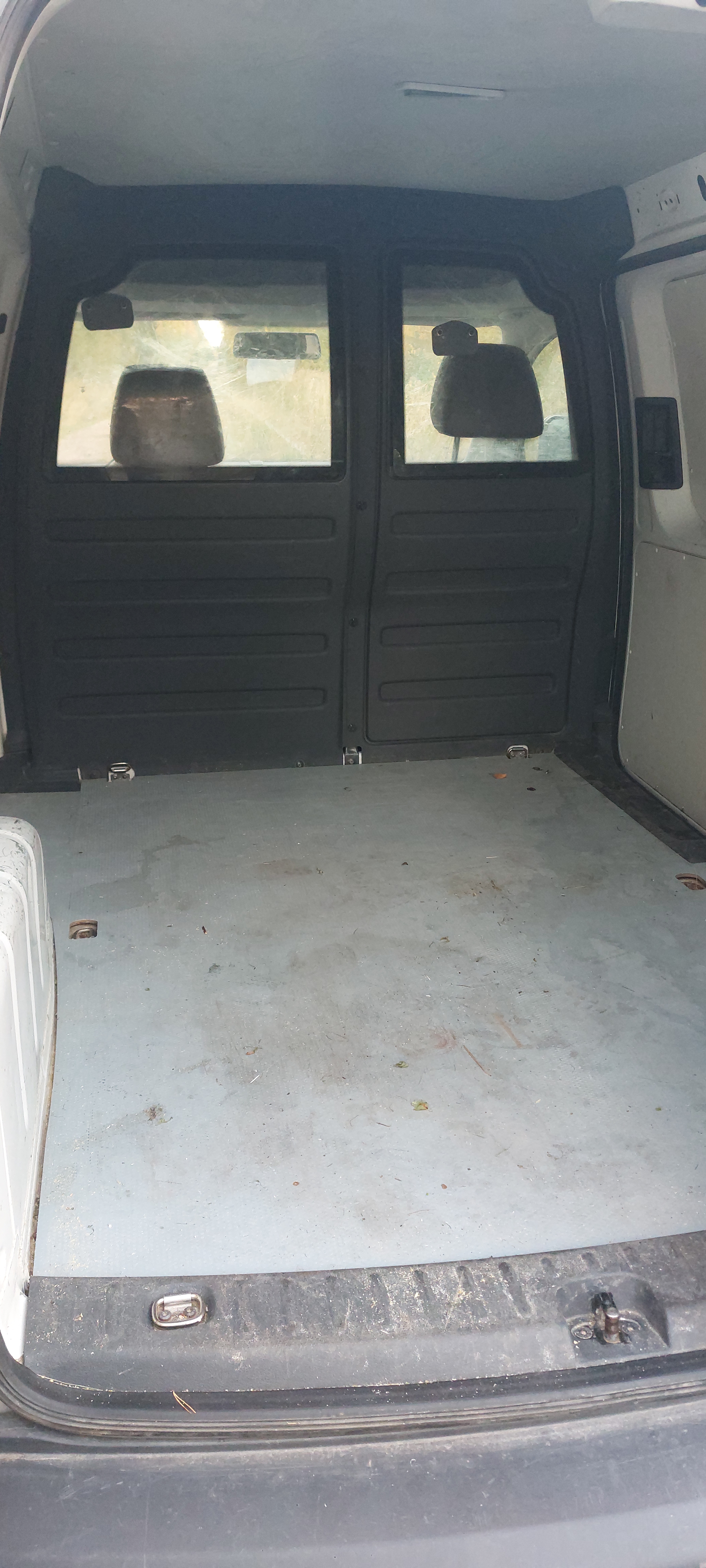 Volkswagen Caddy Skåpbil 1.6 TDI Manuell 2013, bild 8/8