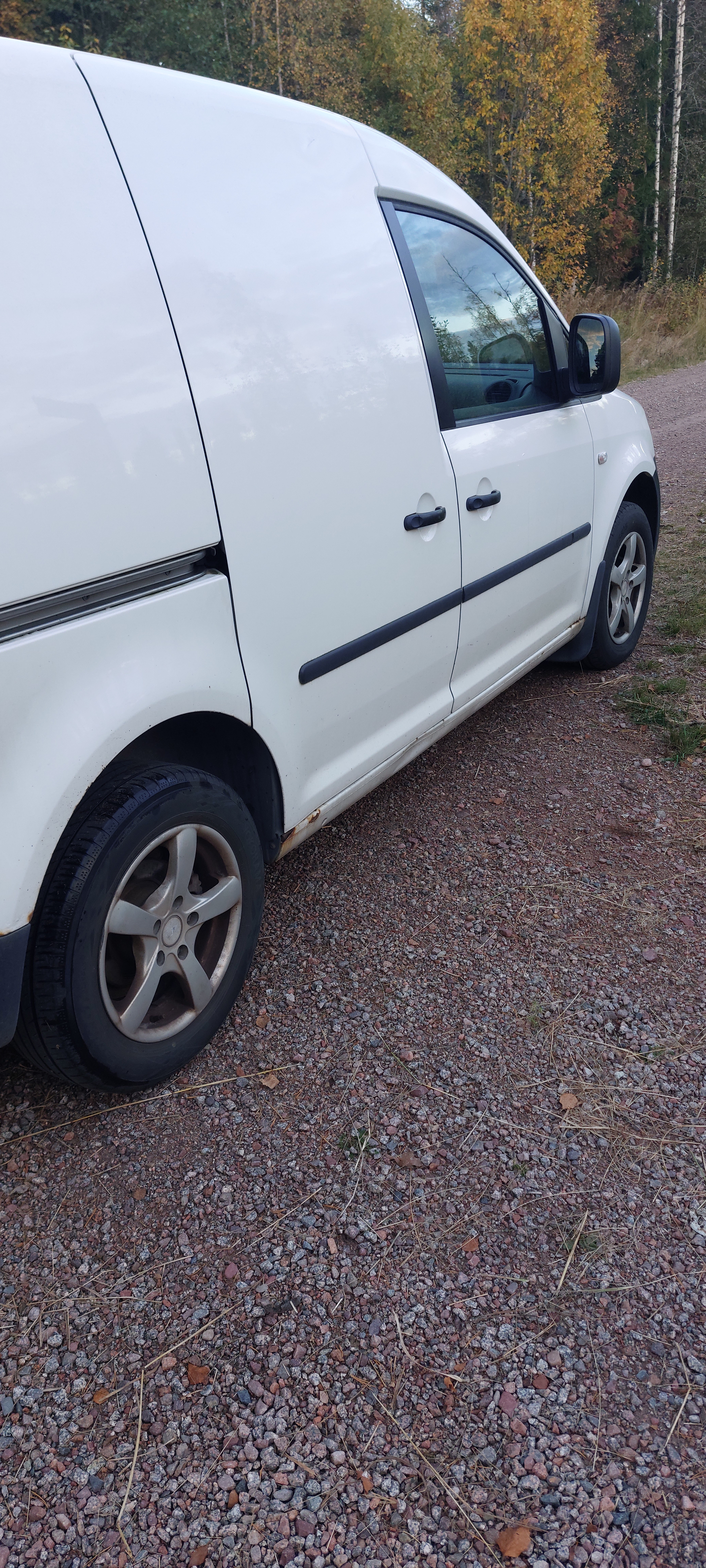 Volkswagen Caddy Skåpbil 1.6 TDI Manuell 2013, bild 2/8