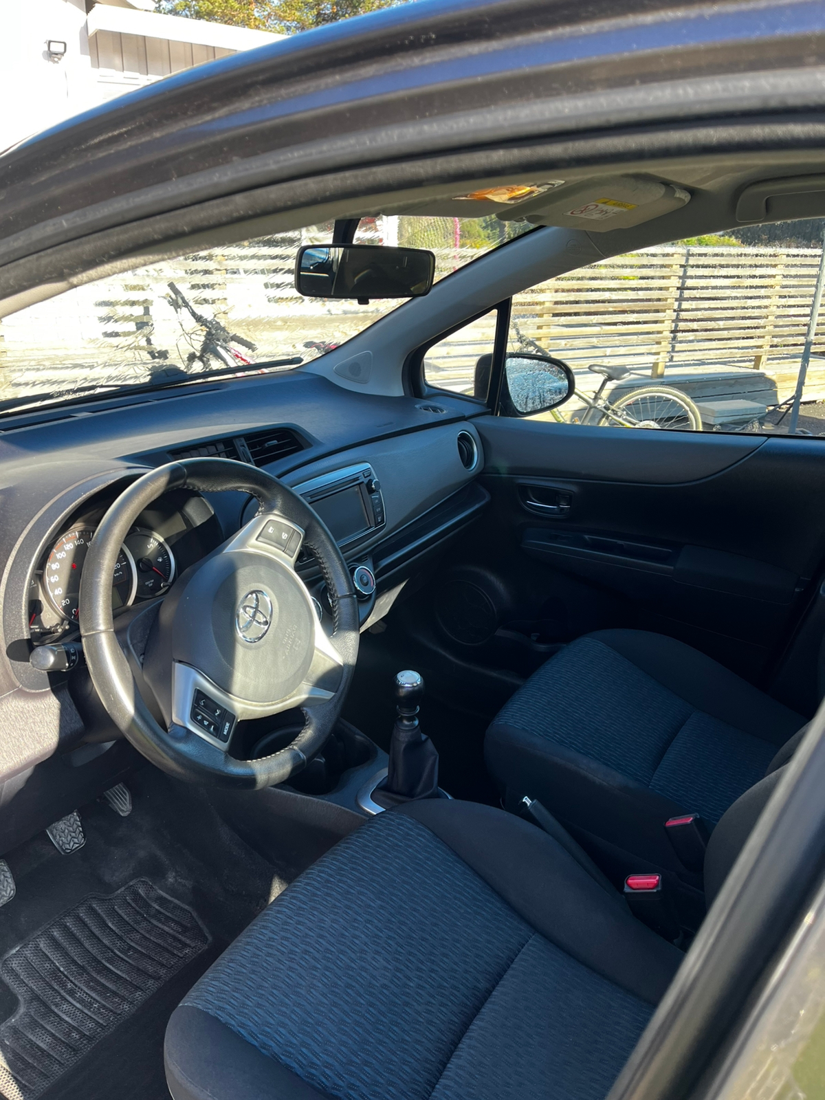 Toyota Yaris 2013, bild 5/5