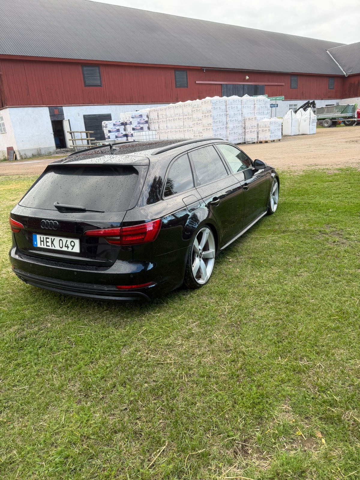 Audi A4 Avant 2.0 TDI quattro S Tronic 2017, bild 7/10