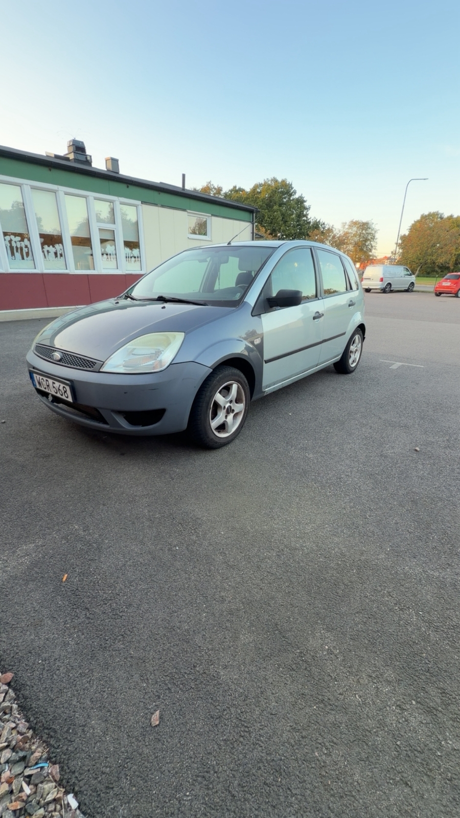 Ford Fiesta 5-dörrar 1.3 Manuell 2004, bild 4/7