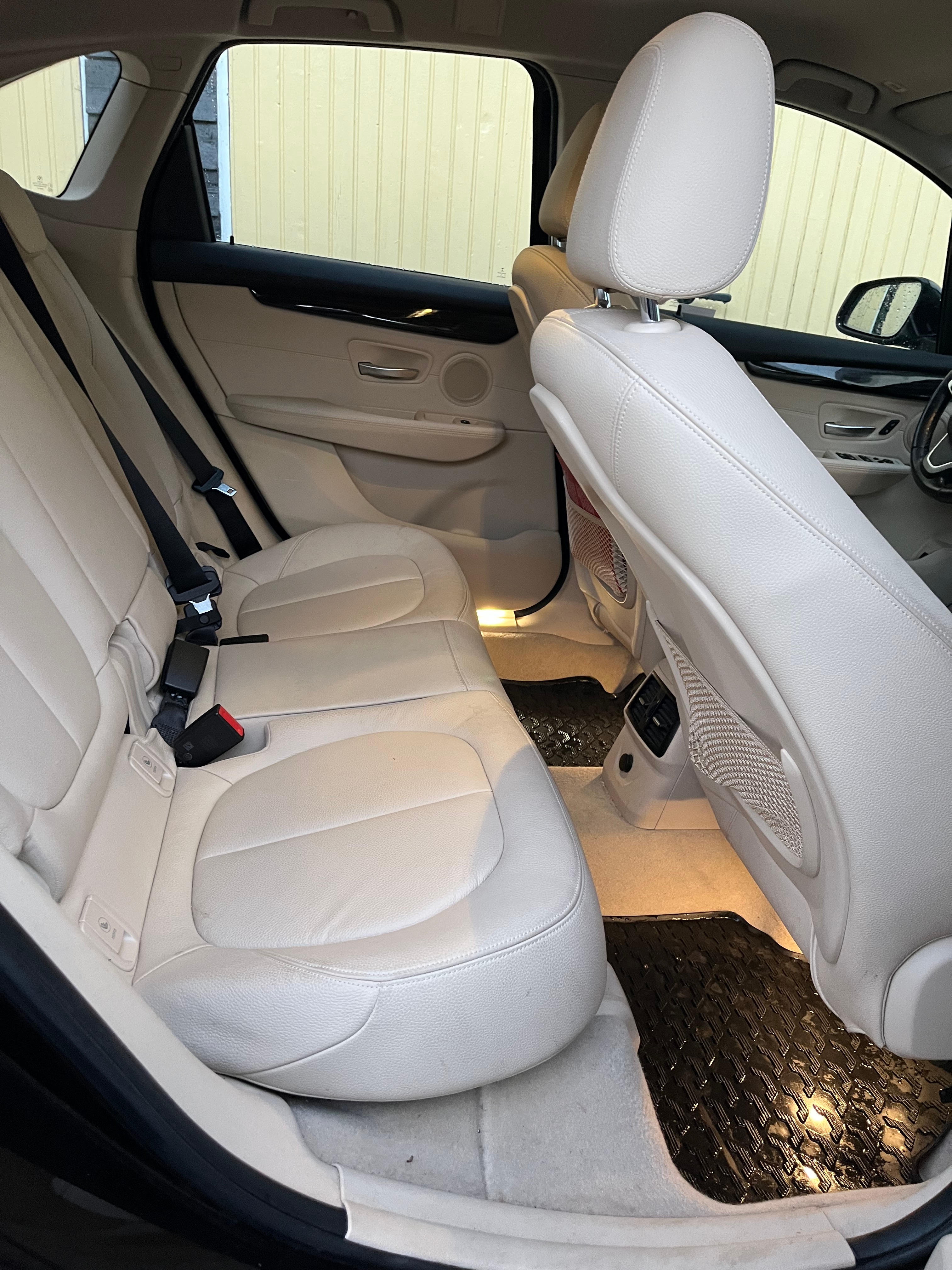BMW 218 i Active Tourer Steptronic 2018, bild 6/7