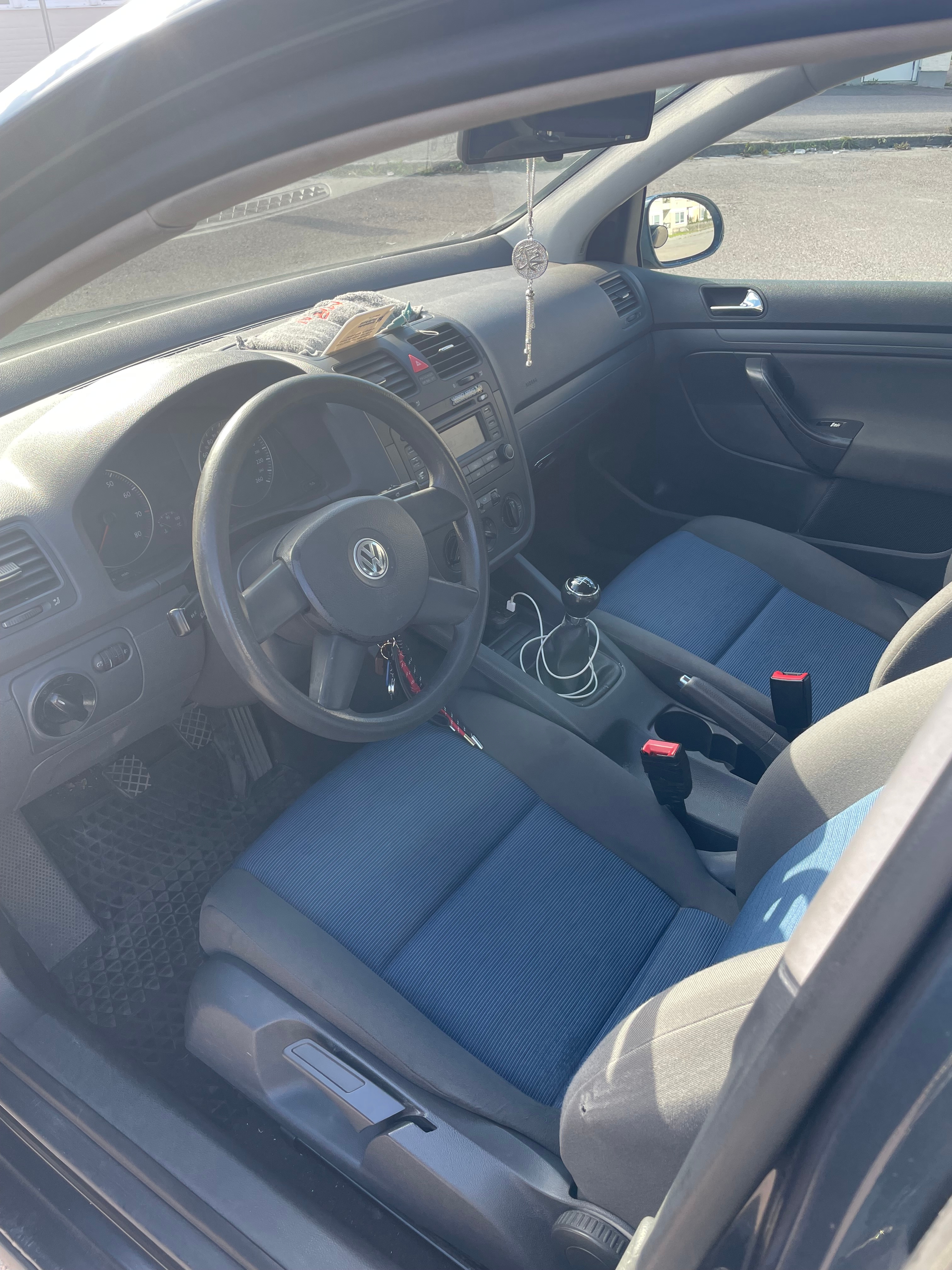 Volkswagen Golf V 5-dörrar 1.6 Manuell 2005, bild 5/7