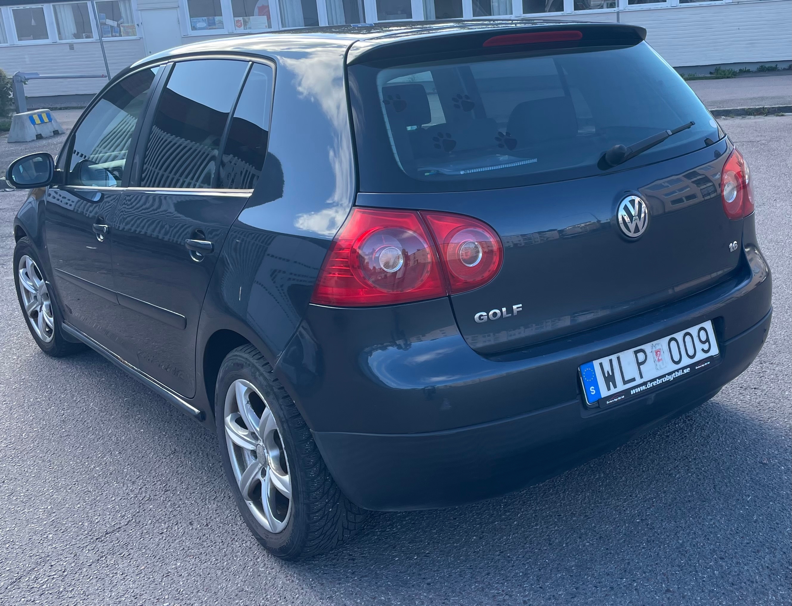 Volkswagen Golf V 5-dörrar 1.6 Manuell 2005, bild 2/7