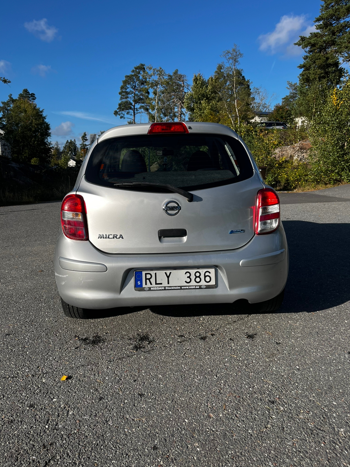 Nissan Micra 1.2 Manuell 2011, bild 2/7