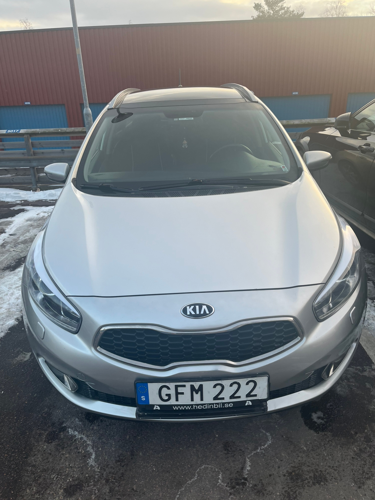 Kia Ceed _sw 1.6 CRDi Automatisk 2015, bild 2/7