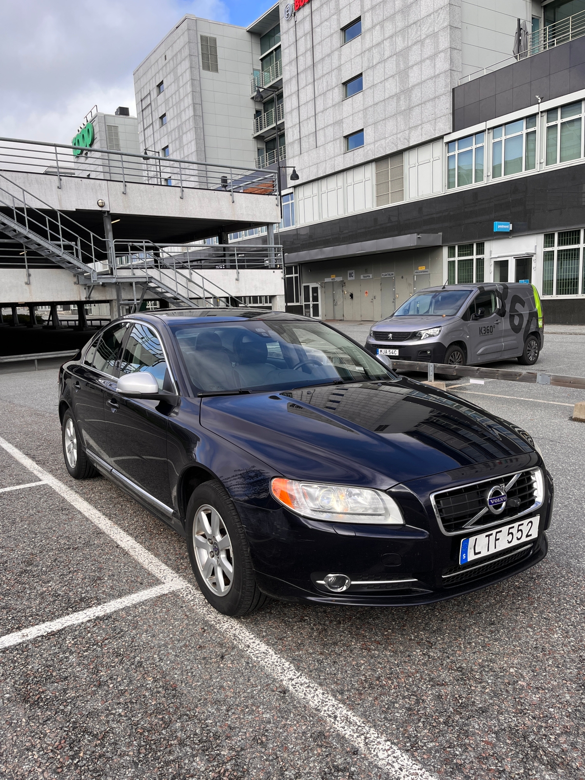 Volvo S80 T5 Powershift 2012, kuva 3/10