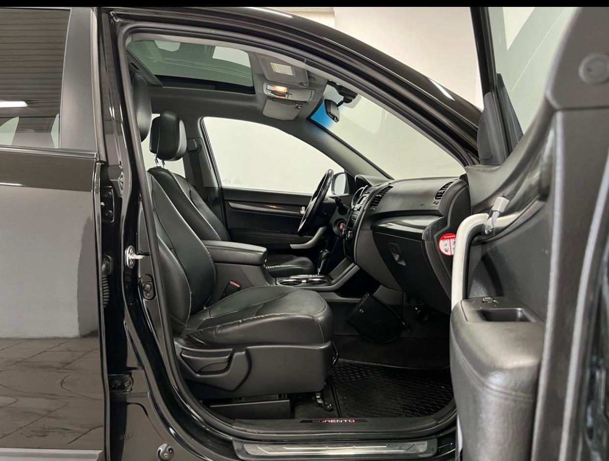 Kia Sorento 2.2 CRDi 4WD Automatisk 2011, kuva 5/9