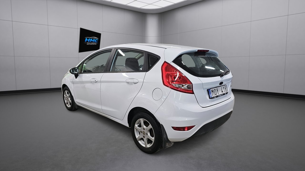 Ford Fiesta 2010, bild 4/9
