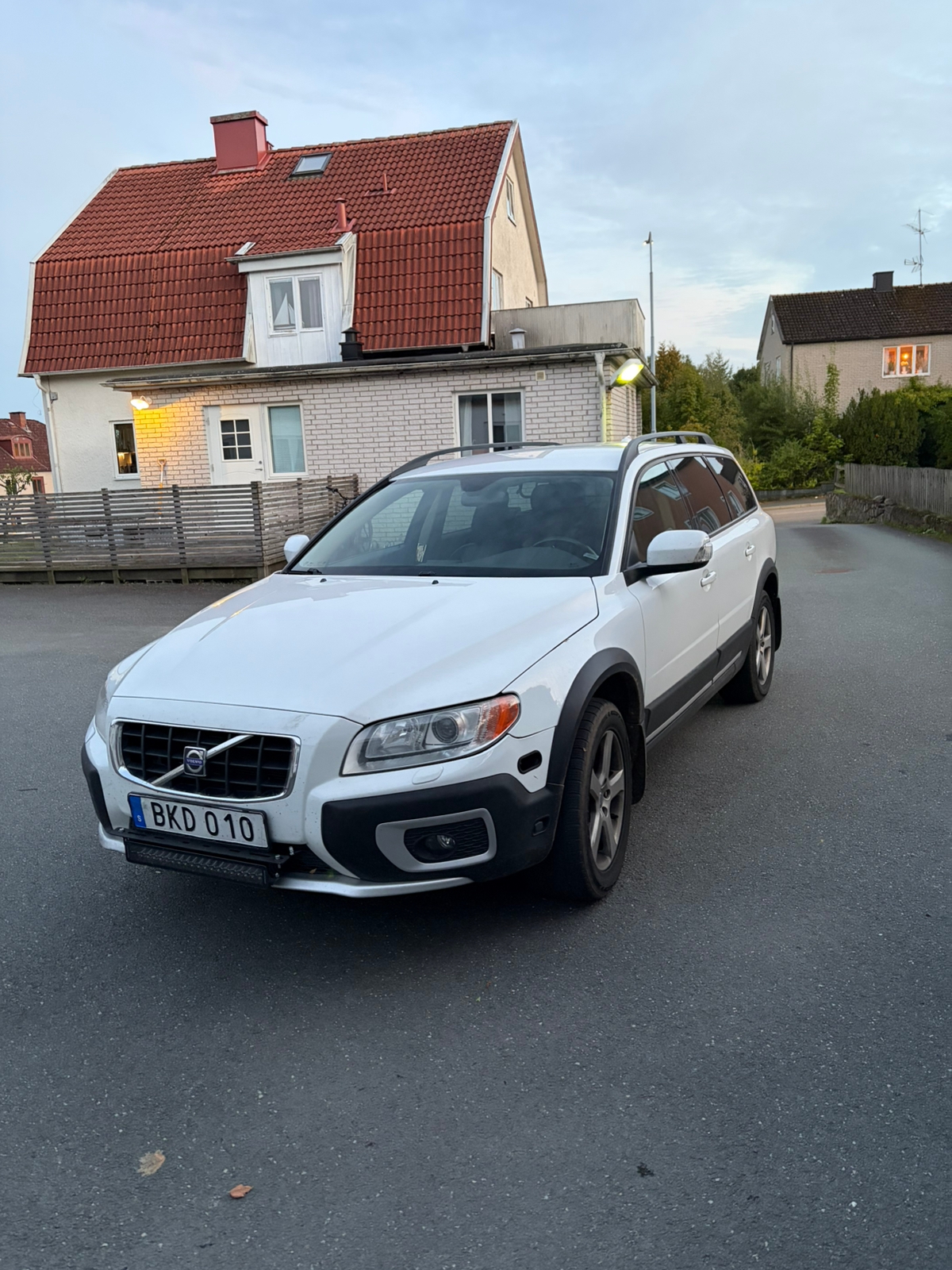 Volvo XC70 D5 AWD Geartronic 2009, kuva 2/10
