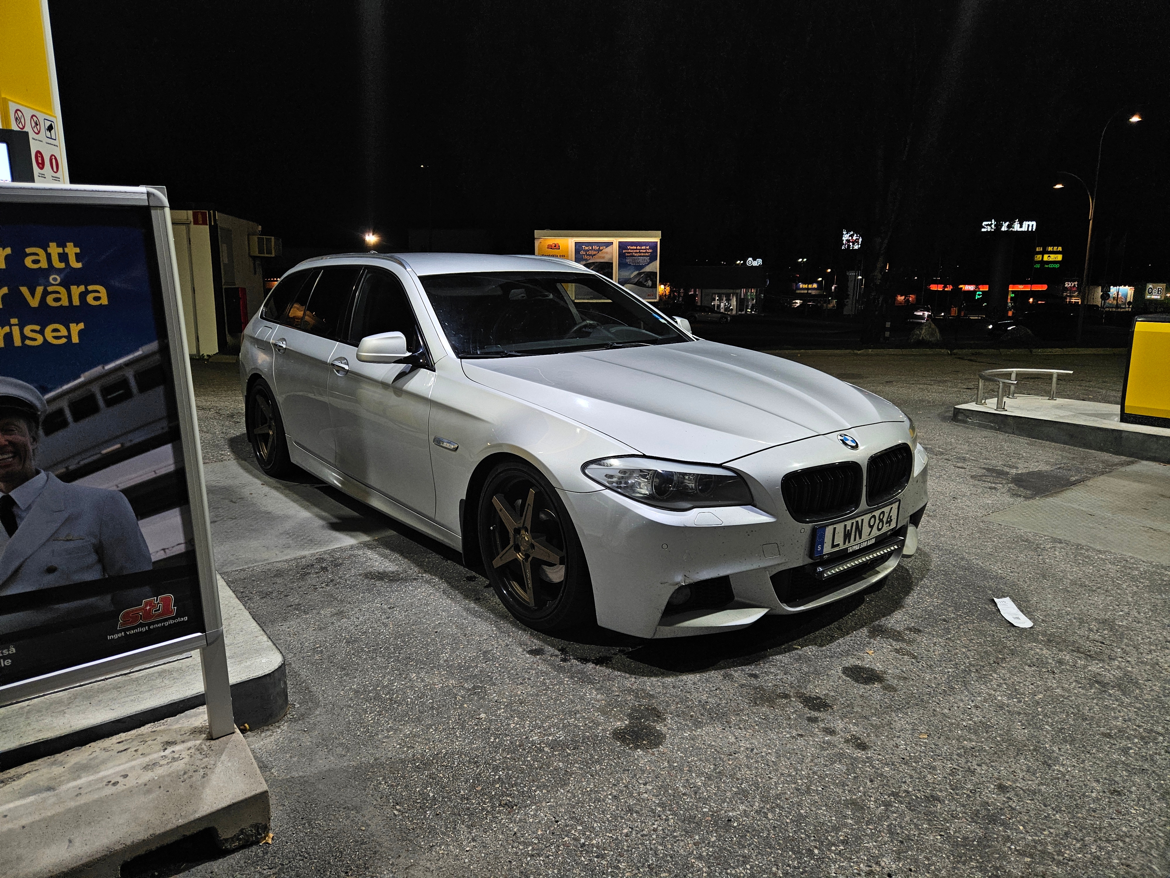 BMW 530 d xDrive Touring Steptronic 2012, bild 7/8