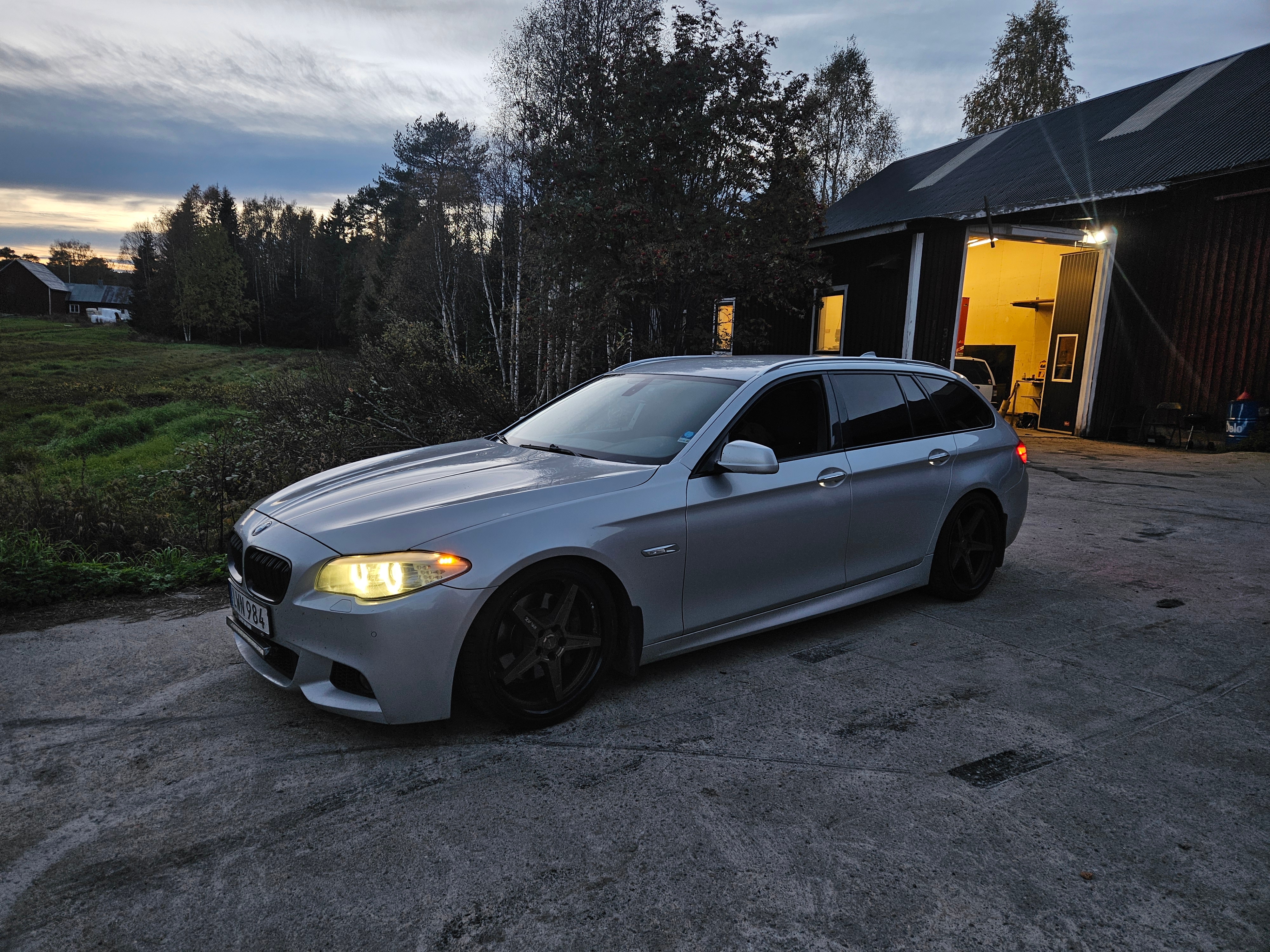 BMW 530 d xDrive Touring Steptronic 2012, bild 4/8