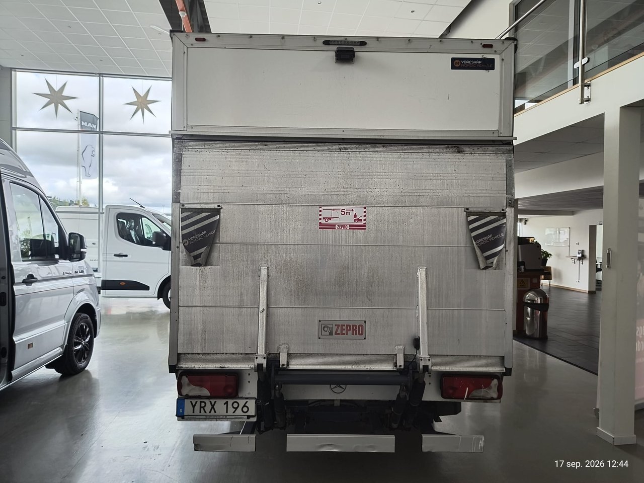 Mercedes-Benz Sprinter 2019, bild 5/10