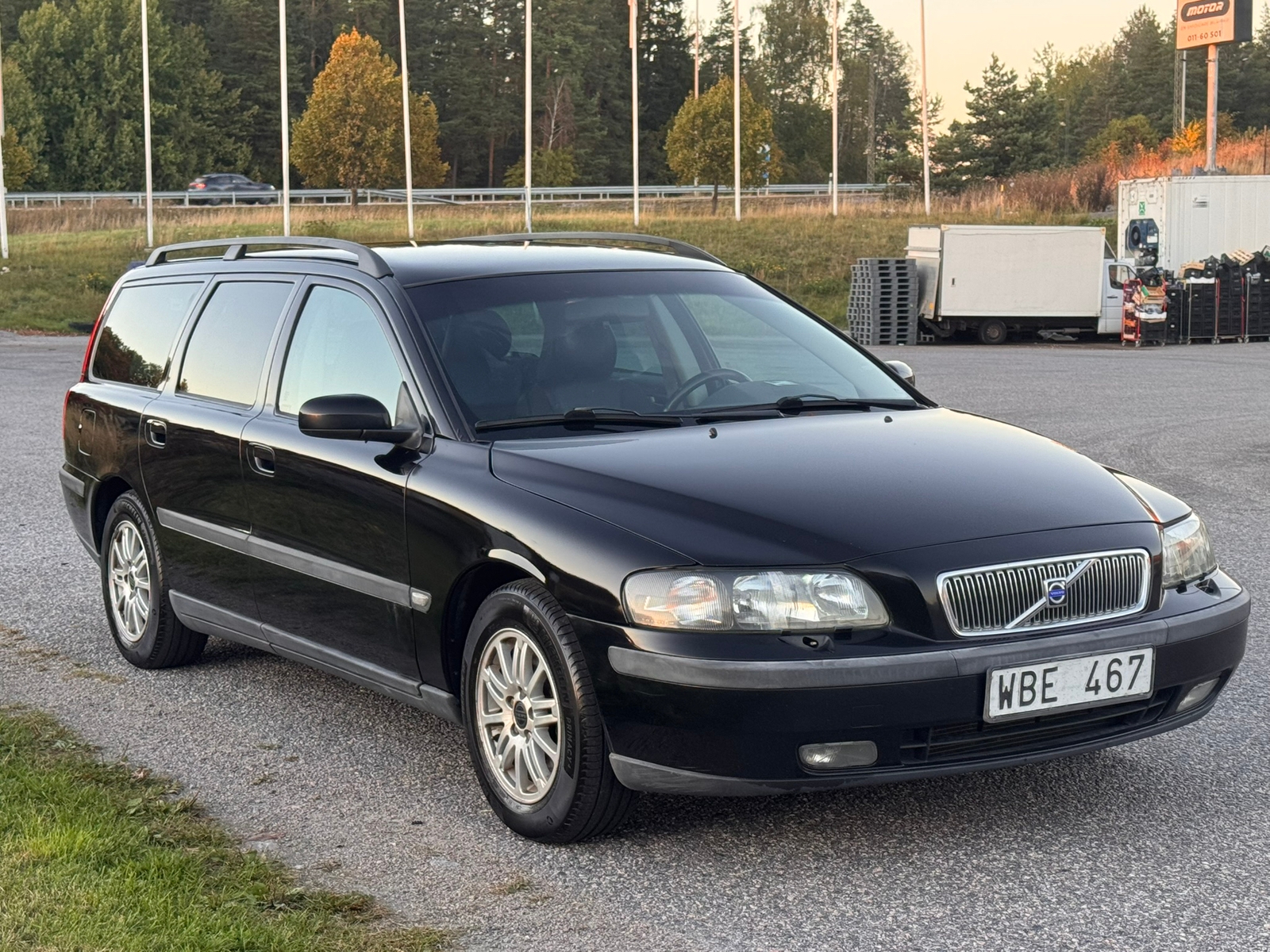 Volvo V70 2.4 Manuell 2004, bild 2/10